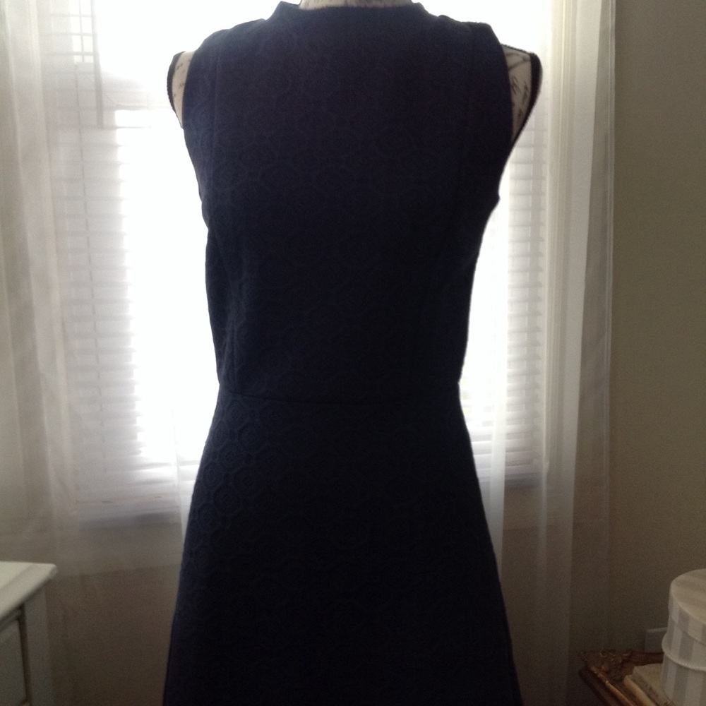 Navy Ann Taylor Loft sleeveless dress. - Picture 2 of 8